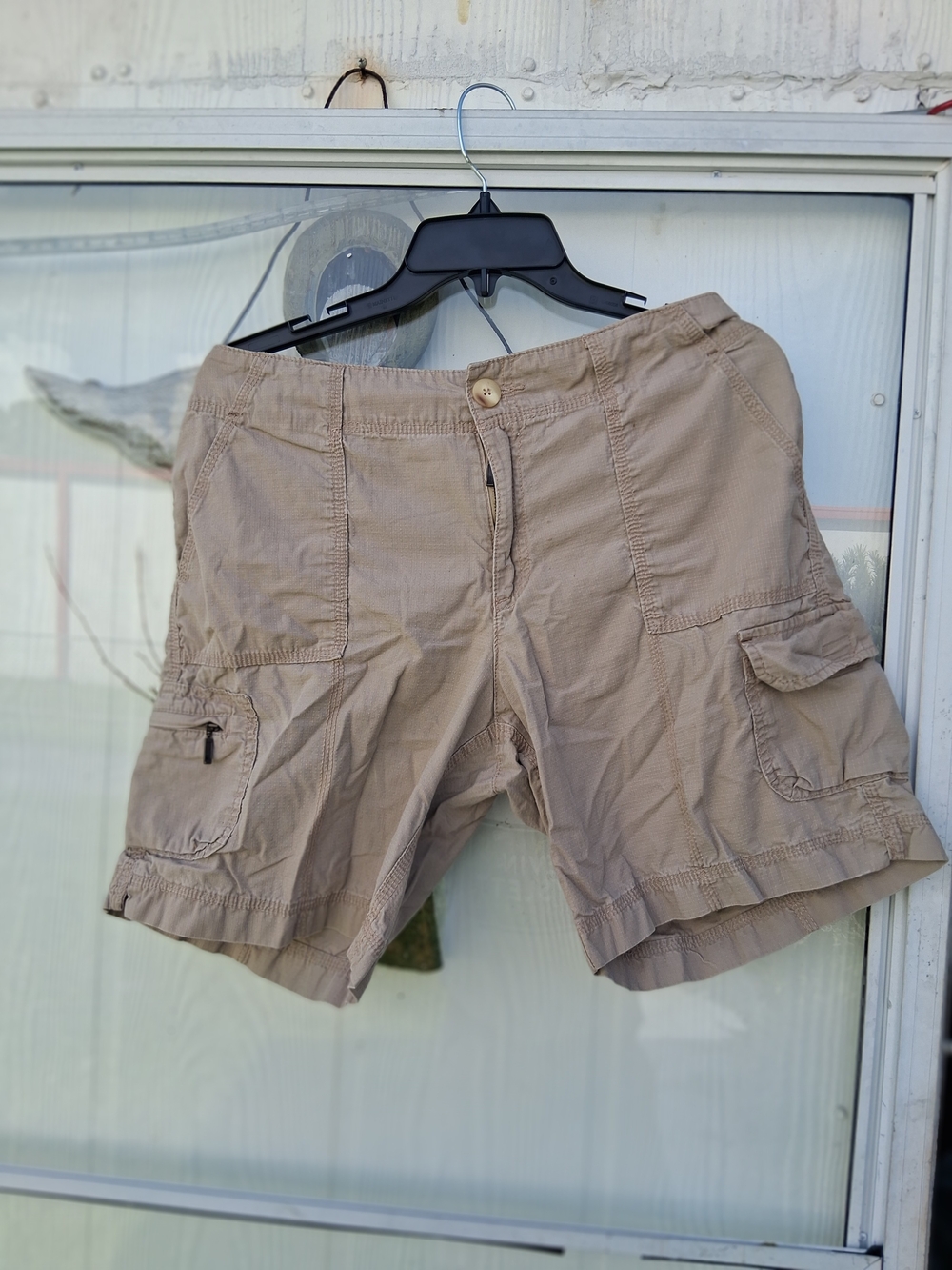 Eddie Bauer Tan Cargo Shorts with Utility Pockets